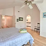 Spacious San Diego House With Yard And Patio!